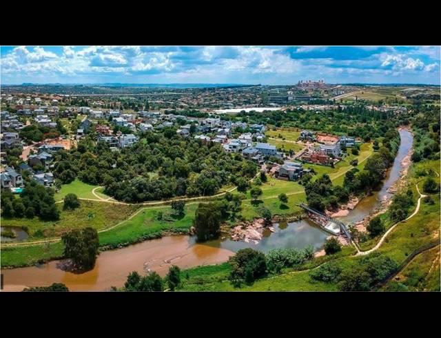 LAND FOR SALE IN HELDERFONTEIN ESTATE